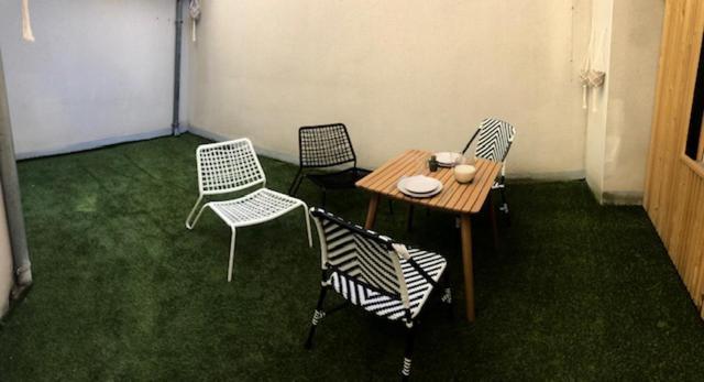 Un Coin De Verdure Dans Le Centre De St Etienne Appartamento Saint-Etienne  Esterno foto